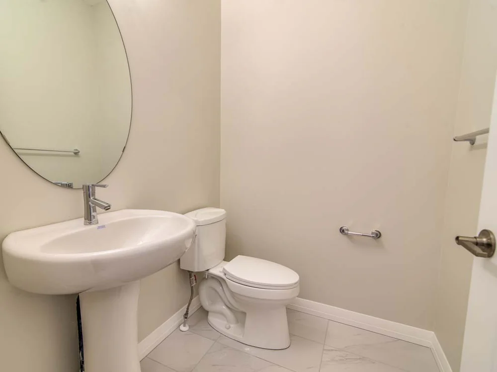 103 Waterford Heights, Chestermere, AB, photo 7 of 10