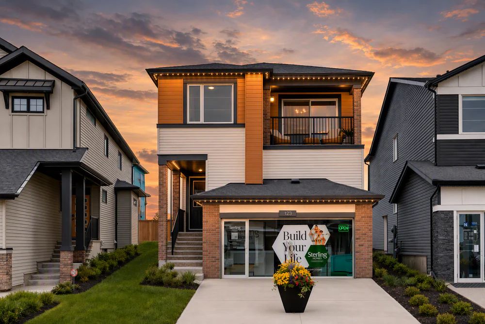 123 Vantage Crescent SW, Airdrie, AB - photo 1 of 10
