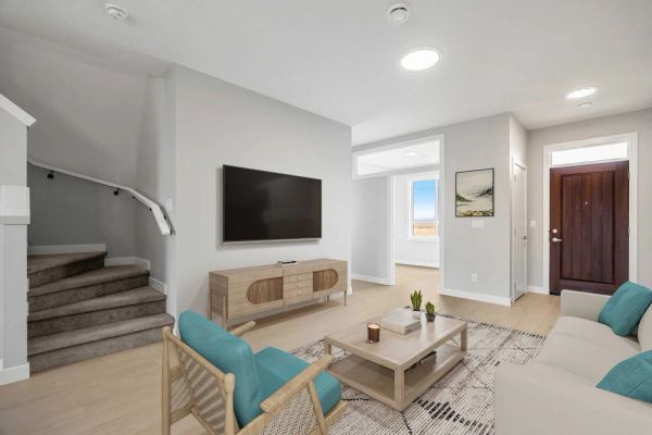 21515 Sheriff King Street SW, Calgary, AB - photo 4 of 9