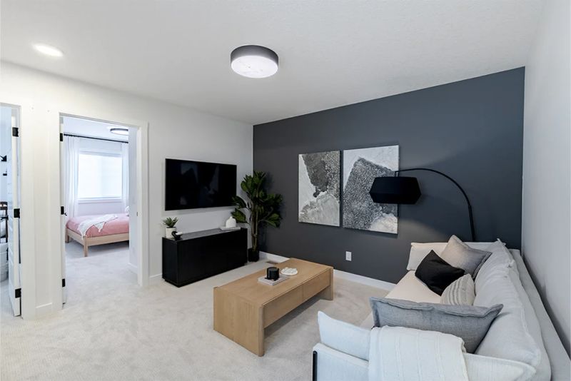 365 Creekside Drive SW, Calgary, AB - photo 7 of 7