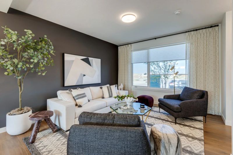 81 Sora Gate SE, Calgary, AB - photo 2 of 10