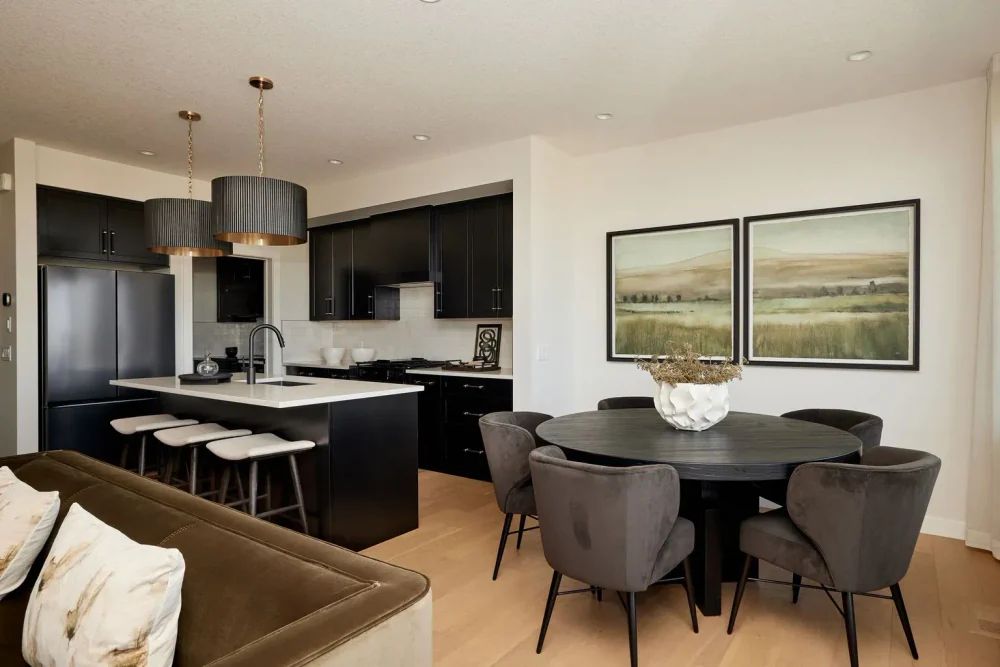 16 Lewisburg Close NE, Calgary, AB - photo 1 of 2