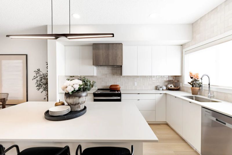 212 Drystone Walk NW, Calgary, AB - photo 8 of 10