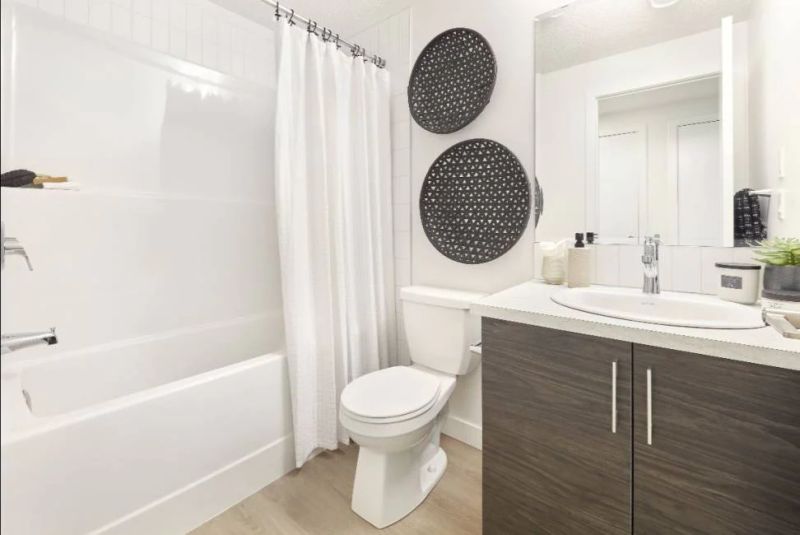 1216 Keswick Drive SW, Edmonton, AB - photo 3 of 9