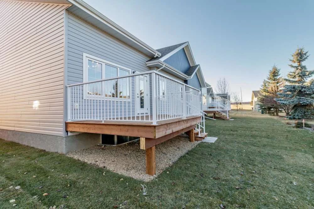 4930 Beardsley, Lacombe, AB - photo 1 of 9