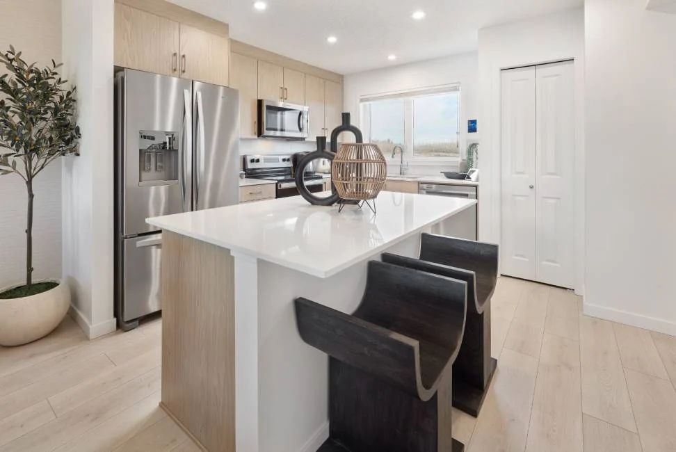 350 Stiles Way, Leduc, AB - photo 1 of 3