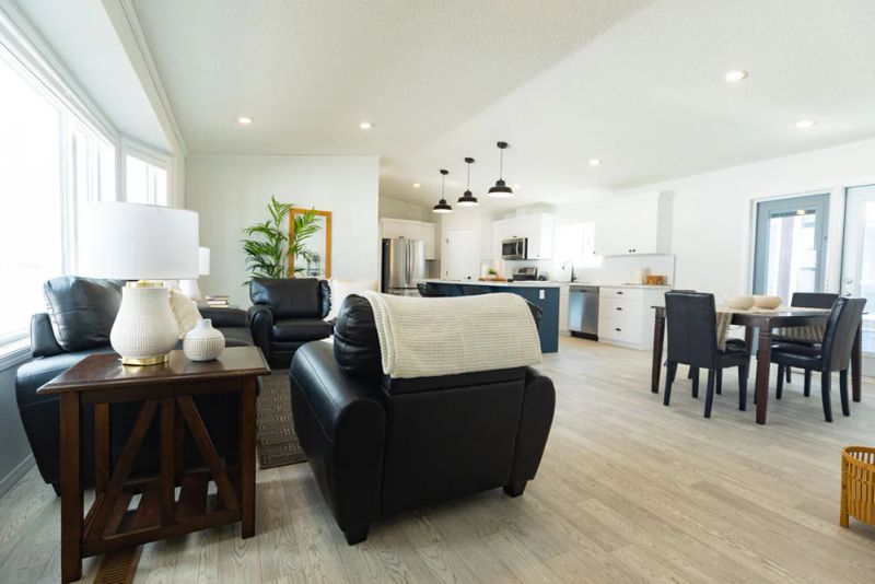 72 Meadows Drive, Morinville, AB - photo 2 of 3