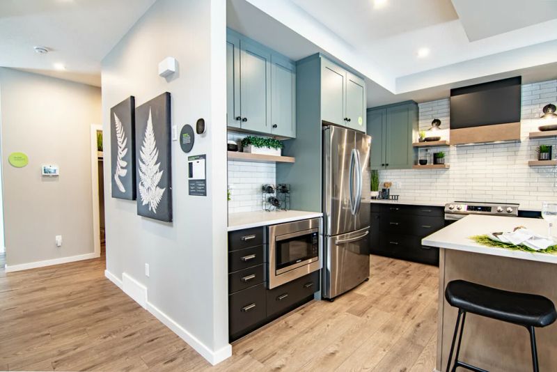 2 Legacy Road, Red Deer, AB - photo 3 of 10