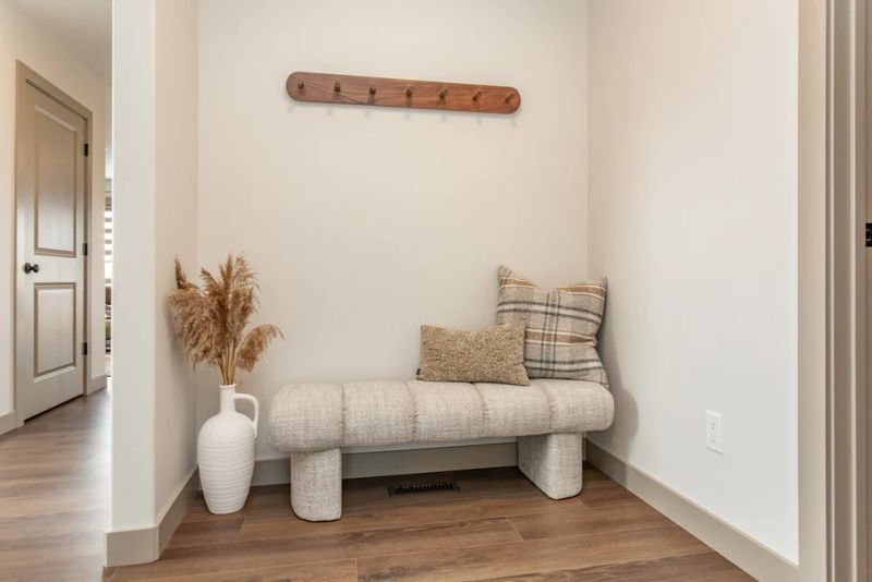 213 Turnbull Close, Red Deer, AB - photo 4 of 9