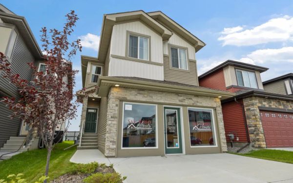 5 Ashbury Crescent, Spruce Grove, AB - photo 4 of 10