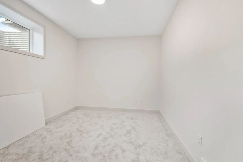 2 Raven Point, St. Albert, AB - photo 3 of 7