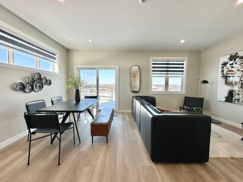 27 Vaughn Place, Sylvan Lake, AB - photo 6 of 10
