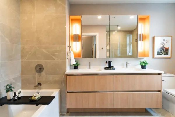 116-2050 Glenaire Drive, North Vancouver, BC - photo 3 of 5